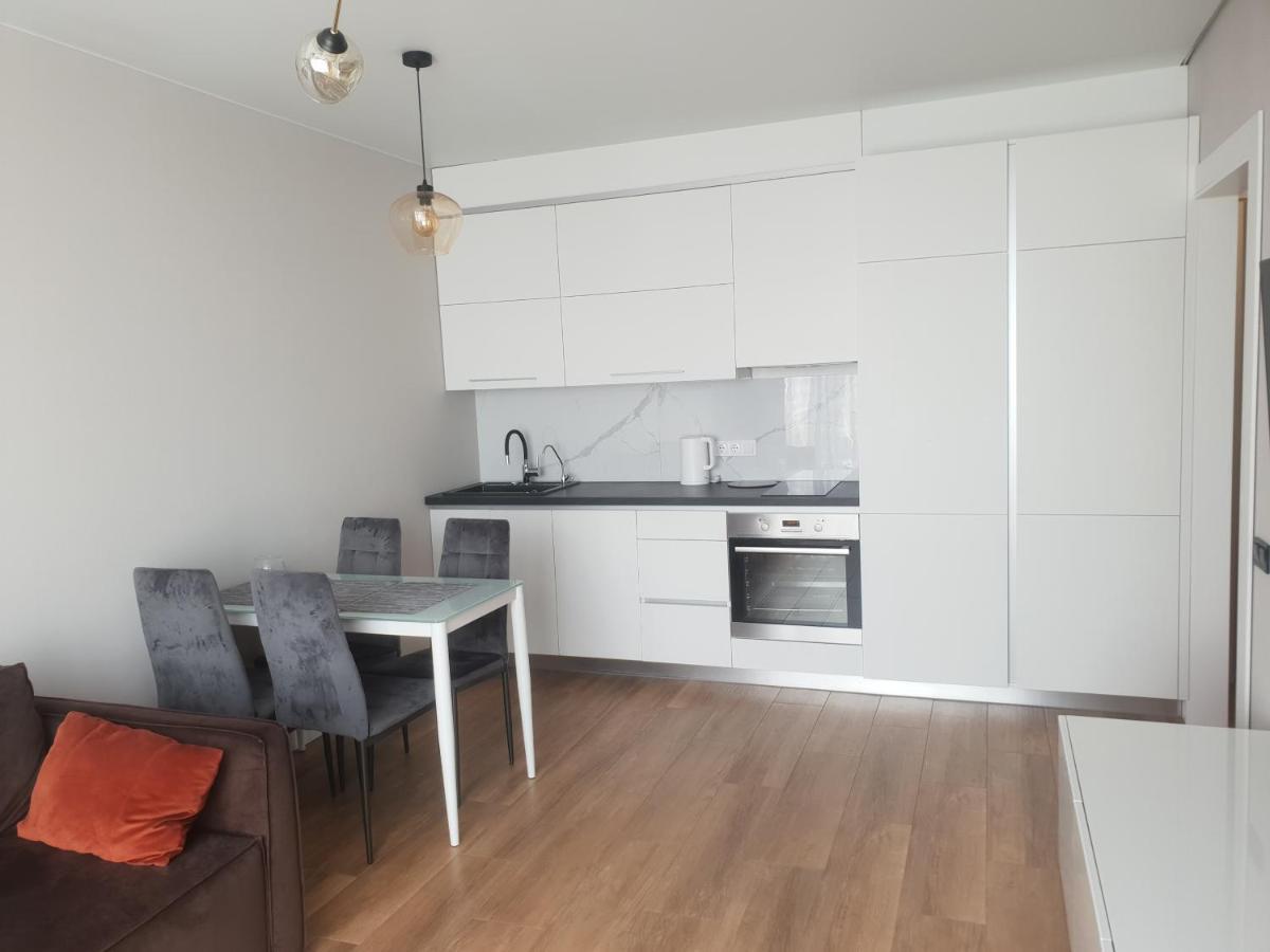 Nyvky Like Home - Fayna Town - Apt 398 Kiev Eksteriør bilde